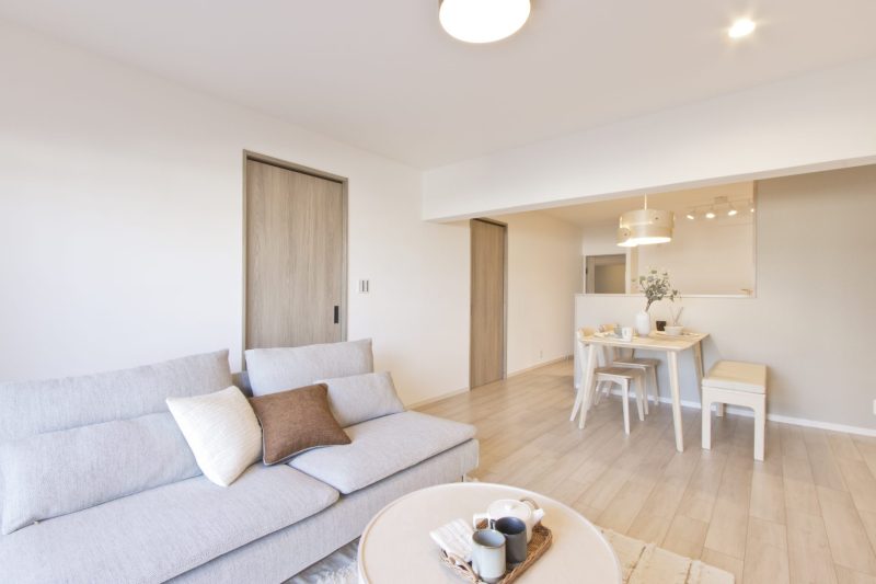 【大阪市/マンションリフォーム】暮らしやすさと心地よさを両立したジャパンディ空間